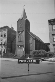 1940 tax photo of Immanuel Swedish Lutheran Church, 519 Leonard Street.
