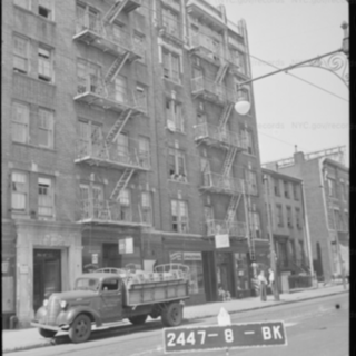1940 tax photo of 252 South 4th Street, Williamsburg.