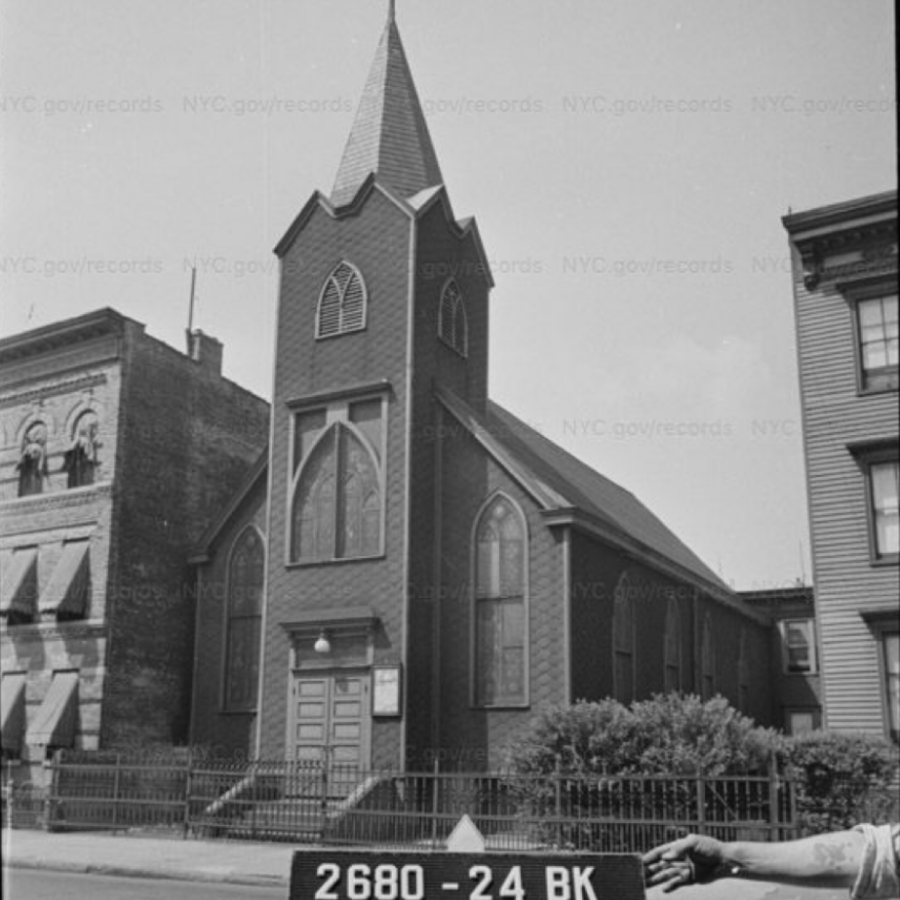 1940 tax photo of Immanuel Swedish Lutheran Church, 519 Leonard Street.